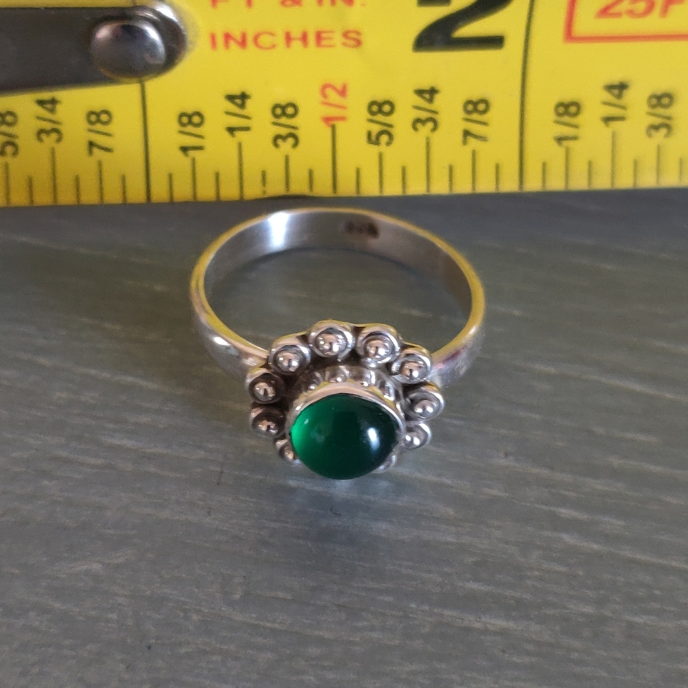 Green Onyx Sterling Silver Ring - Picture 5 of 7
